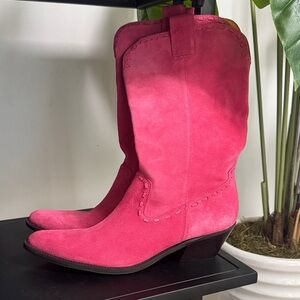 Gianni Bini Fuchsia Suede Heeled Boots